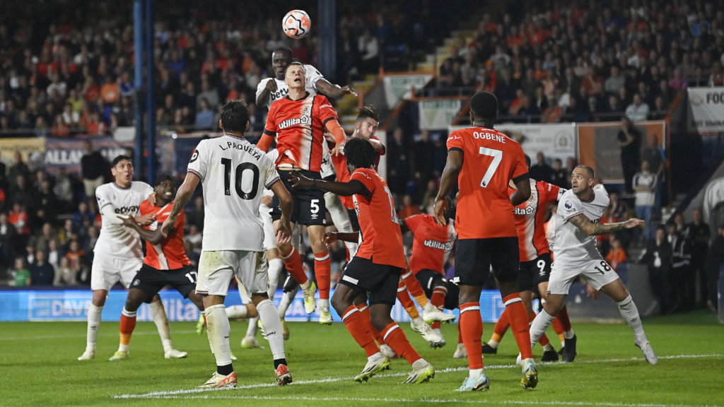 Luton Town v West Ham United - Premier League